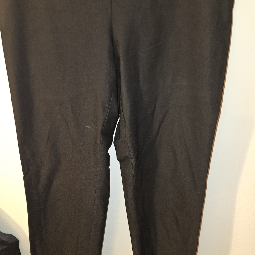 So Slimming Womans Black Crop Slacks Size 2.5 (14) - Picture 4 of 10